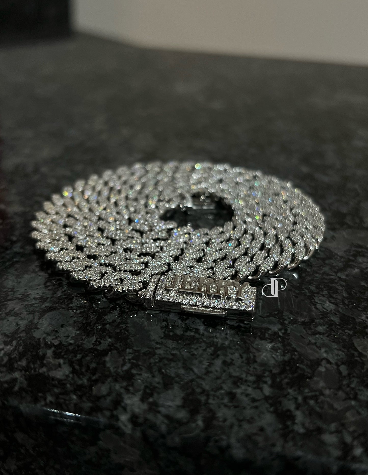 8mm Cuban Links (Round & Straight Edge)